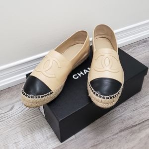 ****SOLD****100% Authentic Chanel Lambskin Beige and Black Espadrilles Sz US 39